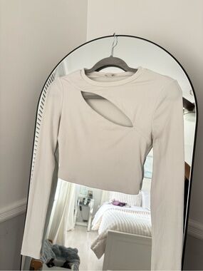 Garage Long Sleeve Cutout Ribbed Crop Top in Cream